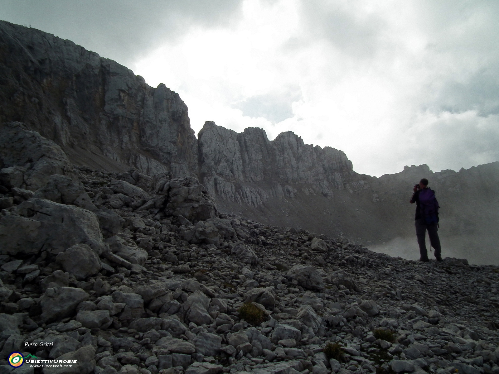 67 pareti rocciose della cresta nord-ovest....jpg